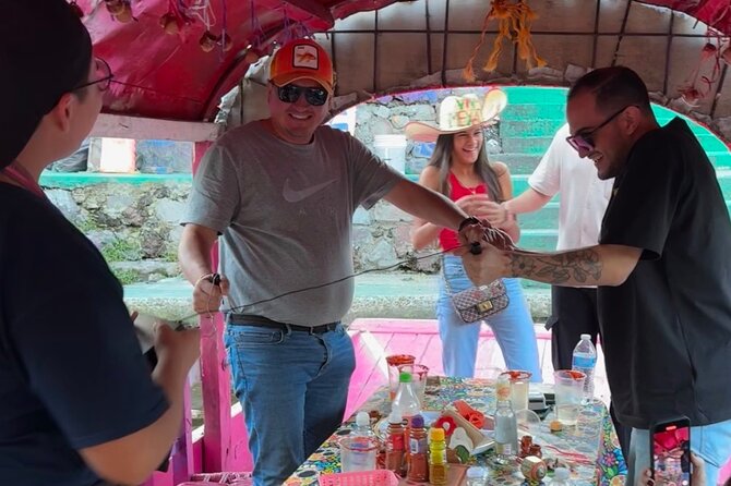 Mexico City Canals by Boat with Live Commentary with Meal Drinks - Drinks and Music: Planning Around the 21+ Alcohol Rule