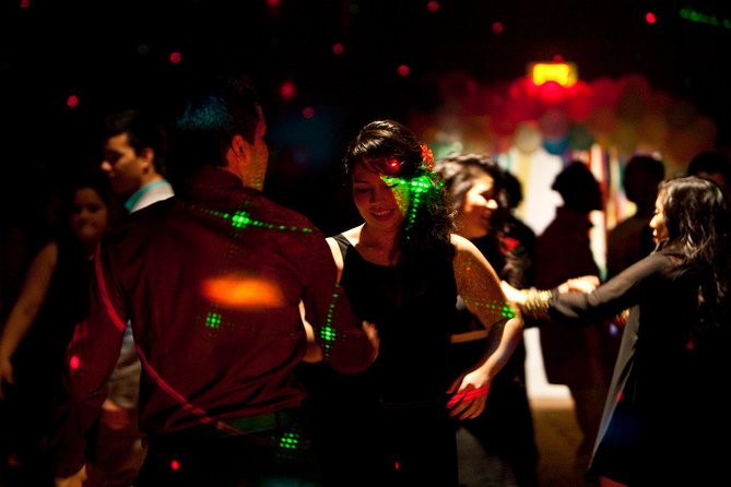 Mexico City CDMX Salsa Lovers Dance Experience - Meeting at Cantina Salón Ríos, then straight to the dance floor