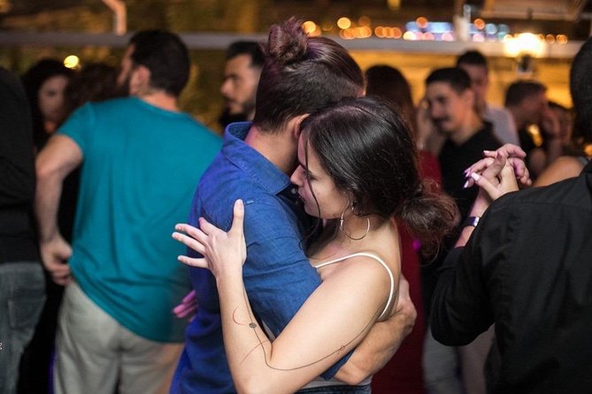 Mexico City CDMX Salsa Lovers Dance Experience - Location reality in CDMX: Cuauhtémoc and a night that flows