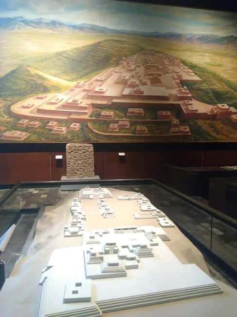 Mexico City: Chapultepec Park and Museums Walking Tour - Who this walking tour is best for