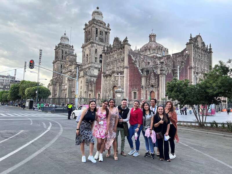 Mexico City: City Tour - National Palace panoramic views, and why you will not go inside