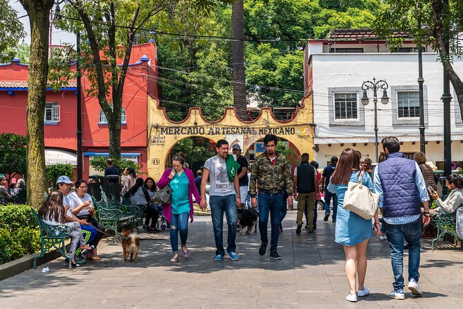 Mexico City: Coyoacan Tacos Tour & Optional Frida Kahlo Museum - Tacos and torta time: al pastor, milanesa, and the street-food core