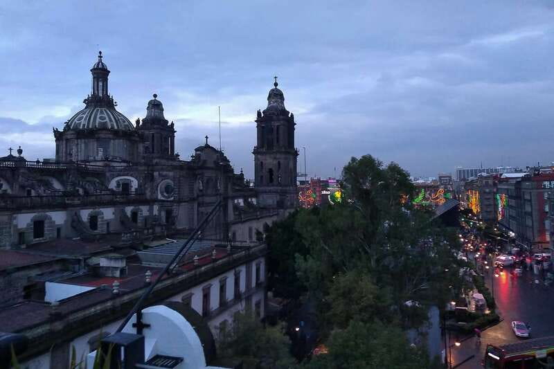 Mexico City: Double Decker Bus Night Tour - Getting your ticket and finding the bus near Zócalo