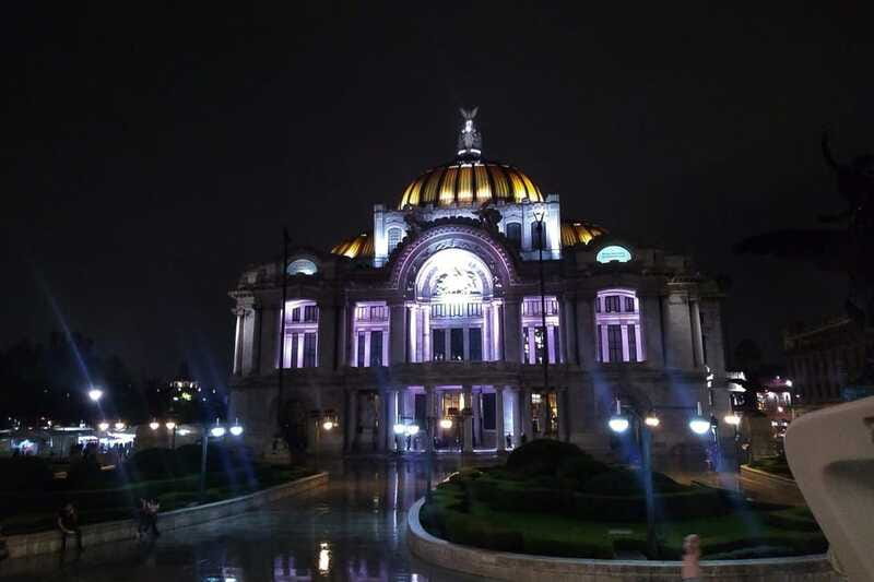 Mexico City: Double Decker Bus Night Tour - The big monuments: Angel of Independence, Diana Cazadora, and the Palace of Fine Arts