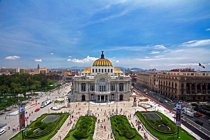 Mexico City Downtown Centro private tour+ Palacio de Bellas Artes - Walking Mexico City’s timeline, from Zócalo to Bellas Artes