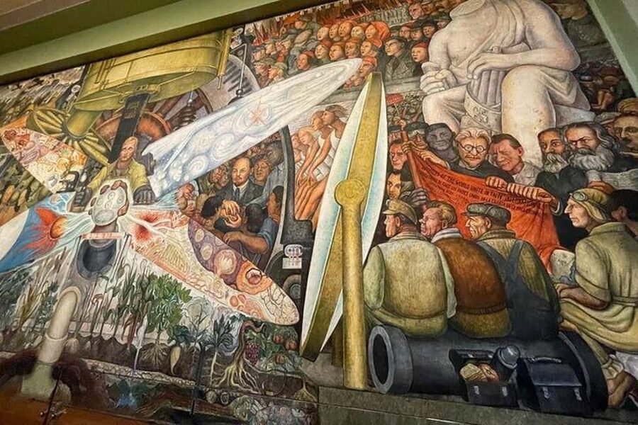 Mexico City: Exclusive Tour of Palacio de Bellas Artes - Who this tour fits best