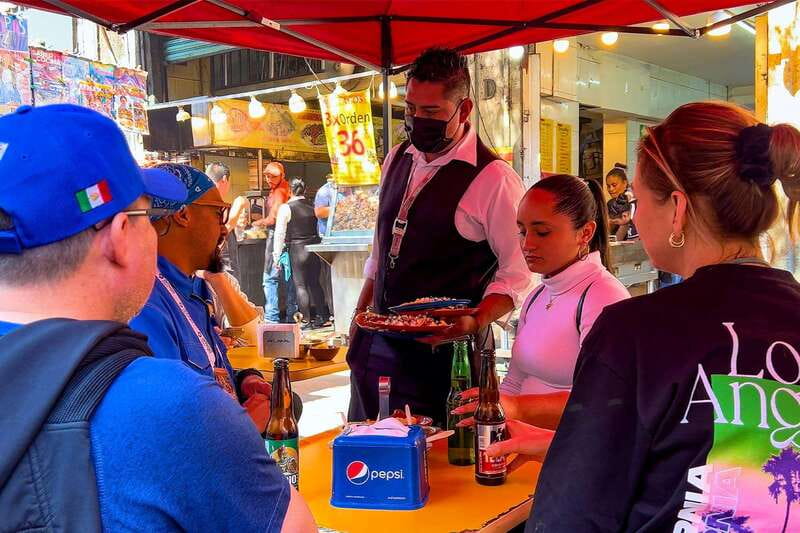 Mexico City: Exotic Food Tasting Tour & Local Markets - Zócalo photo stop and landmark stories that make the center make sense