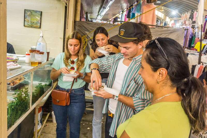 México City: Explore neighborhood of Tepito with local - Snacks, local tastings, and that Tepiteña Michelada
