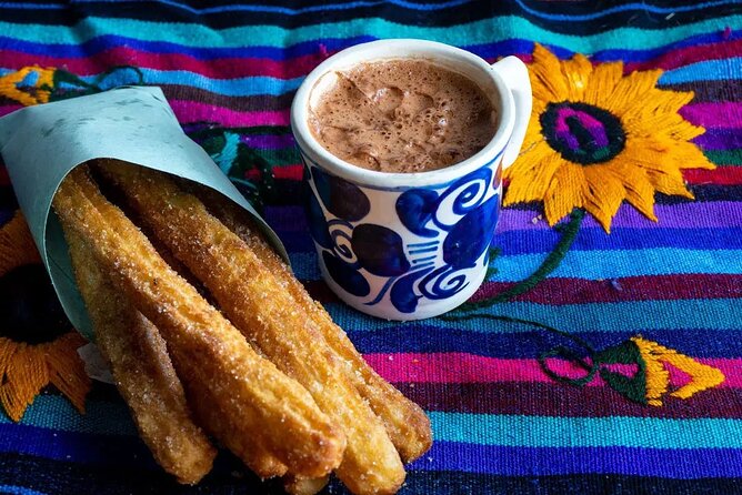 Mexico City Famous Foods Tour (Private & All-Inclusive) - Stop 1 in the Historic Center: Tacos, Churros, and Hot Chocolate