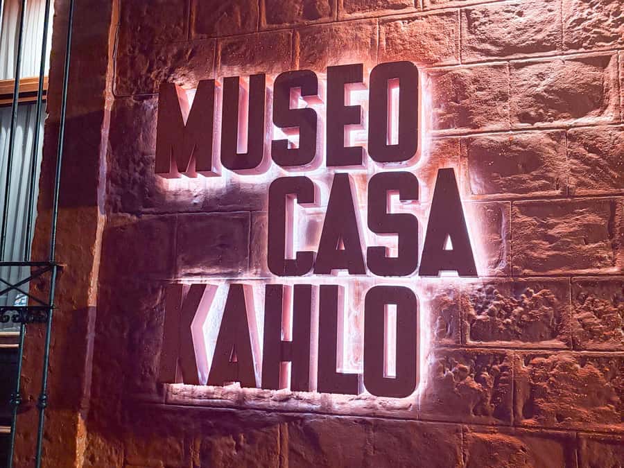 Mexico City: Frida Kahlo Museum Entry Ticket w/Digital Guide - Self-Guided vs Guided: Getting Your Expectations Right