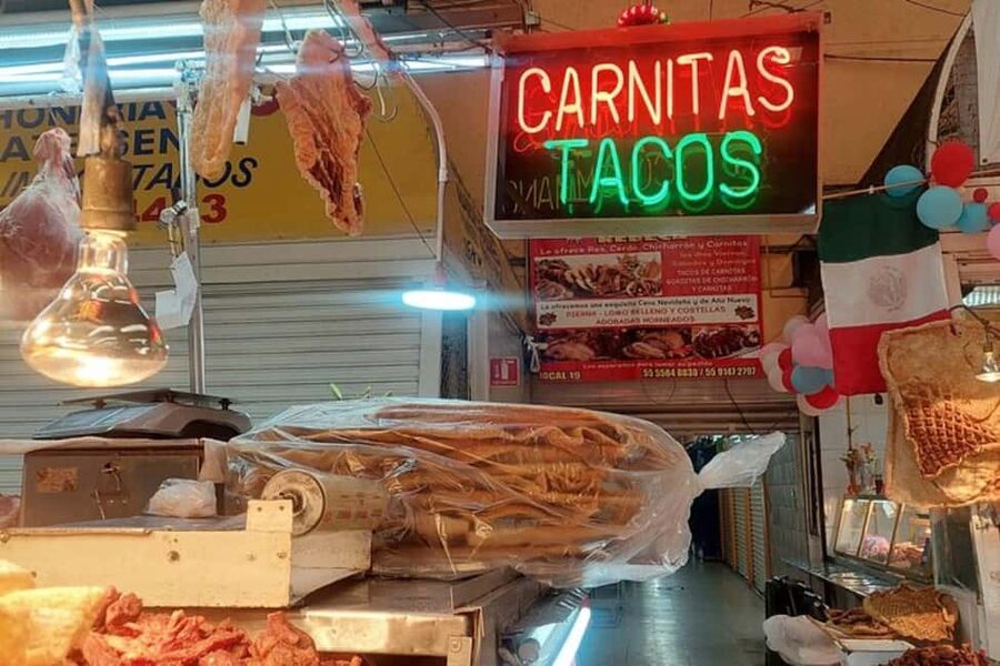 Mexico City: Guided Bike Tour of Culture and Local Taste - Mercado de Medellín: Where the Tasting Gets Specific