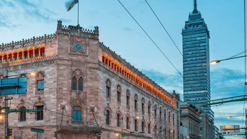 Mexico City: Guided walking tour through the most historic parts of the city. - Key points that make this walk worth your time