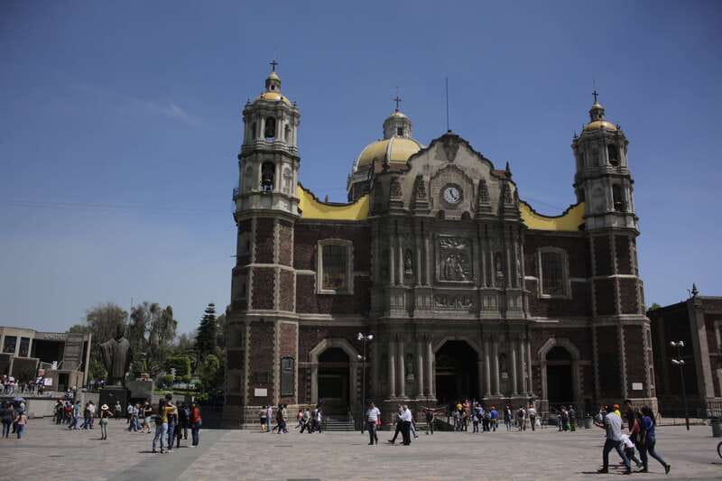 Mexico City: Hop-On Hop-Off Bus City Tour - Blue Circuit: Coyoacán, Frida Kahlo’s Blue House, San Ángel, and UNAM