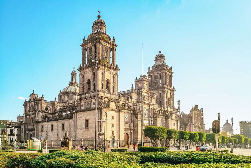 Mexico City: Hop-on Hop-off Bus Tour - Meeting Point and Getting on the Bus Without Stress