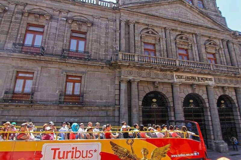 Mexico City: Hop-on Hop-off City Tour by Turibus 1-Day Pass - Polanco Circuit for Luxury Streets and Big Views
