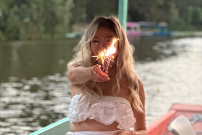 Mexico City: Island of the Dolls - What this Xochimilco boat outing really gives you