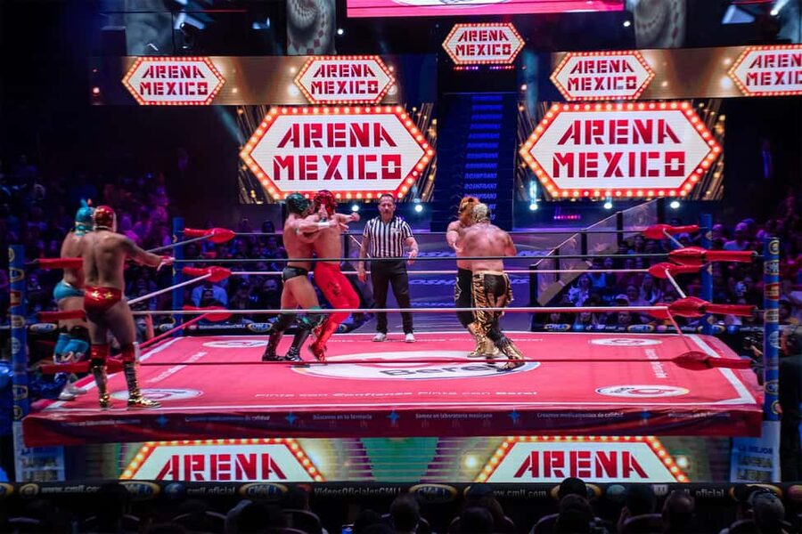 Mexico City: Lucha Libre Show, Walking Tour & Tequila - Arena México on Tue, Fri, Sun, and Arena Coliseo on Saturday