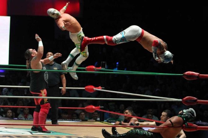 Mexico City: Lucha Libre wrestling show tickets - The 2.5-Hour Night, Step by Step at Arena Mexico