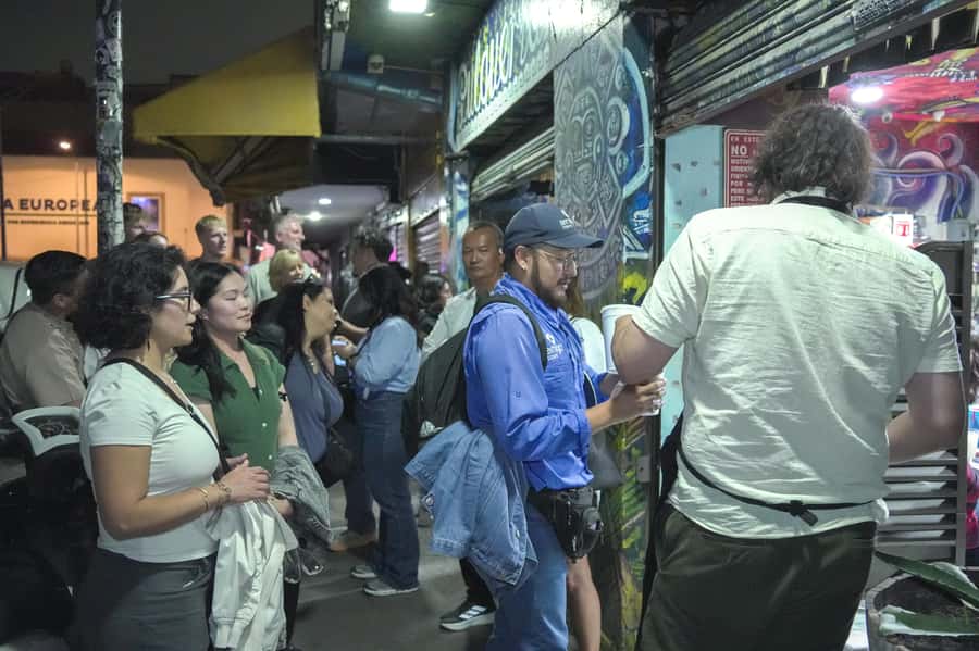 Mexico City: Mexican Lucha Libre Experience & Mezcal Tasting - Who this tour suits best (and who might skip)