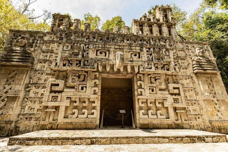 Mexico City: National Museum of Anthropology Private Tour - Entering the National Museum of Anthropology in just 2 hours