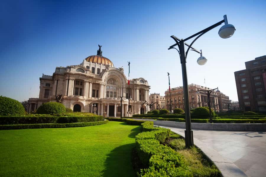 Mexico City: Night Bus Tour - The Audioguide in English and Spanish: How to Actually Use It