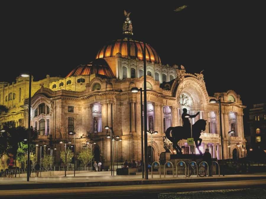 Mexico City: Night Bus Tour - The Closed-Loop Route: What You See From the Bus Window