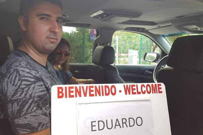 Mexico City Private Airport Transfer - Clean cars and professional drivers, the praised side of this transfer