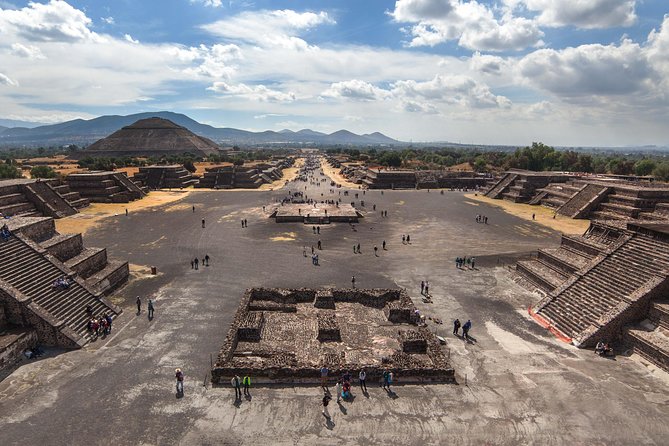 Mexico City Private City Tour: Teotihuacan and Basilica of Our Lady of Guadalupe - Teotihuacan: the Path of the Dead, pyramid climb, and big views