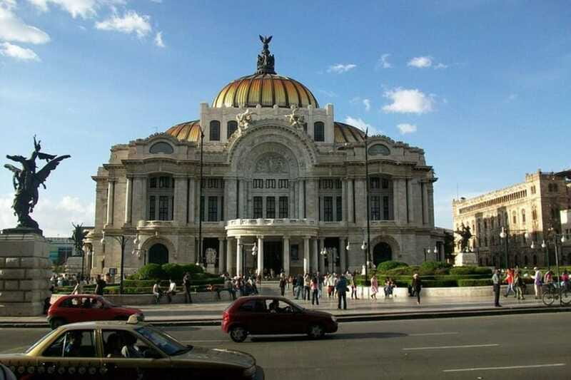 Mexico City: Private custom tour with a local guide - Price and logistics: what $70 per person really means