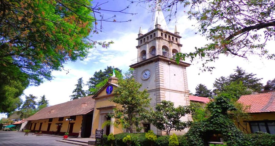 Mexico City: Private Magic Towns & Basaltic Prisms Tour - Guide Quality Makes or Breaks the Day