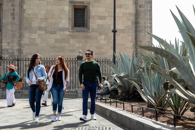Mexico City Private & Personalized Half-Day Tour with a Local - Local markets and food culture, without turning it into a food tour overload