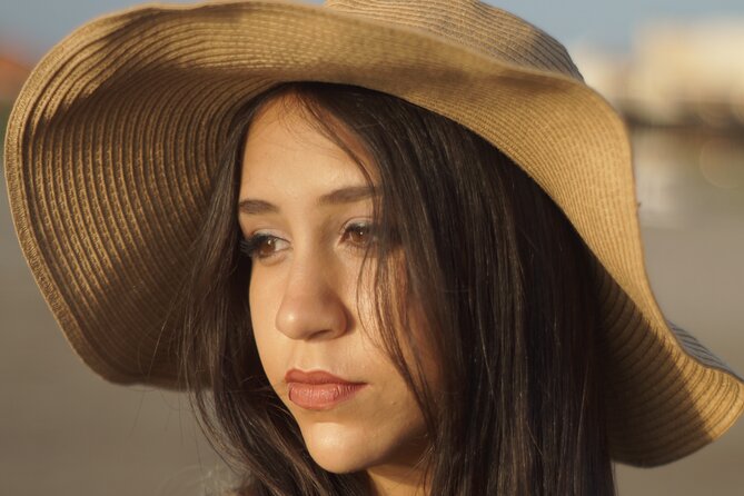 Mexico City Private Photoshoot: Artistic Session - The real value of $125 per group, up to 4 people