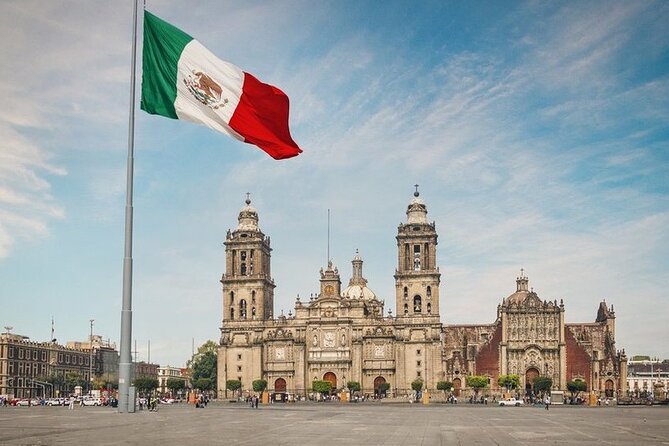 México City Private Tour - Stop 3: Museo Nacional de Antropología, guided English time that actually helps