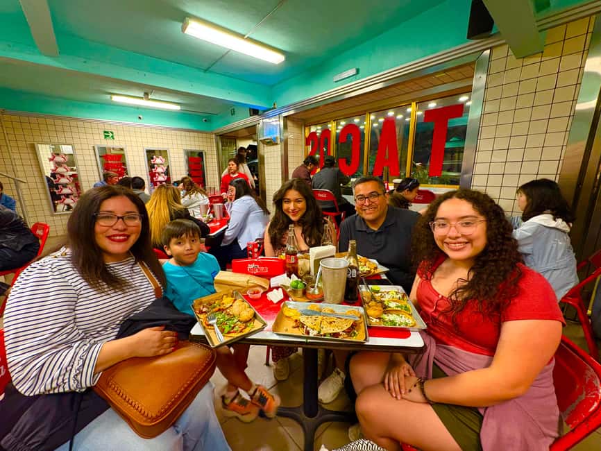 Mexico City: Roma and Condesa Neighborhoods Walking Tour - Parque México Stop: A Park That Explains the Neighborhood
