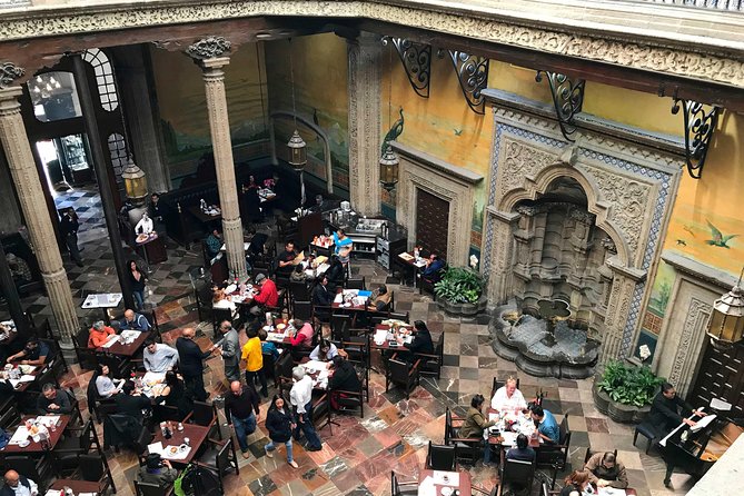 Mexico City's Historical Center Icons - Palacio de Bellas Artes: the monumental theater that closes the loop