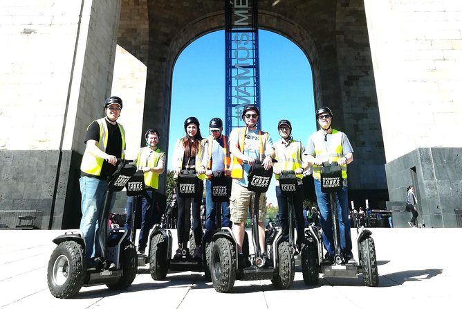 Mexico City Segway Tour: Reforma Avenue - Rolling out, through the Gandhi circuit and toward the Anthropology Museum zone