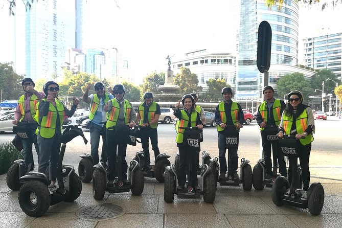 Mexico City Segway Tour: Reforma Avenue - The Diana Cazadora fountain and the quick photo rhythm on Reforma