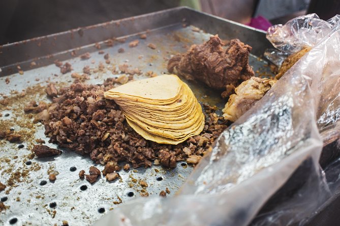 Mexico City Street Food Tour Adventure - The guide experience: Pablo and Fernando set the tone