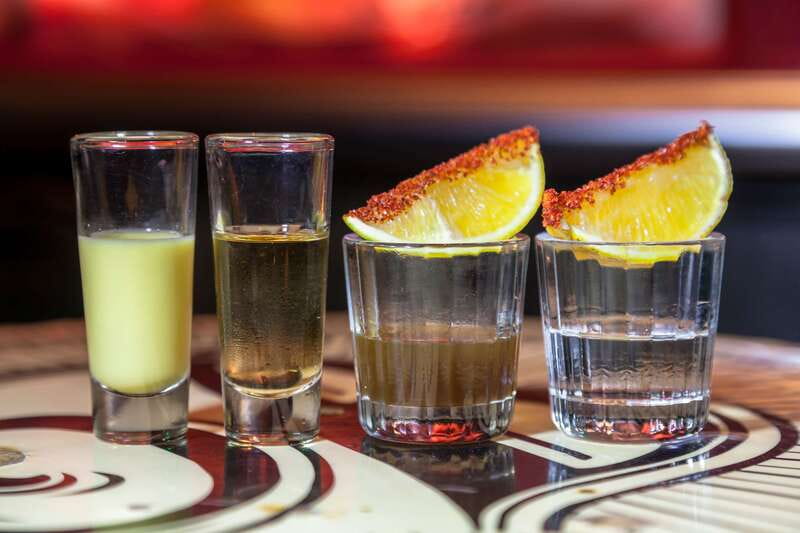 Mexico City: Tacos & Mezcal Night Food Tour - Contemporary taquería stop: where old-school meets new flavors