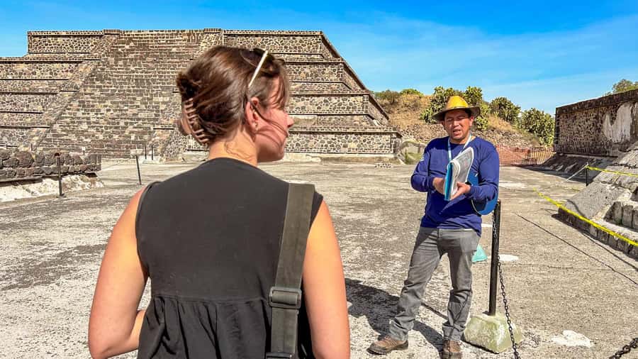 Mexico City: Teotihuacan Early Access & Tula Private Tour - From your hotel to Teotihuacan: a private setup with real comfort