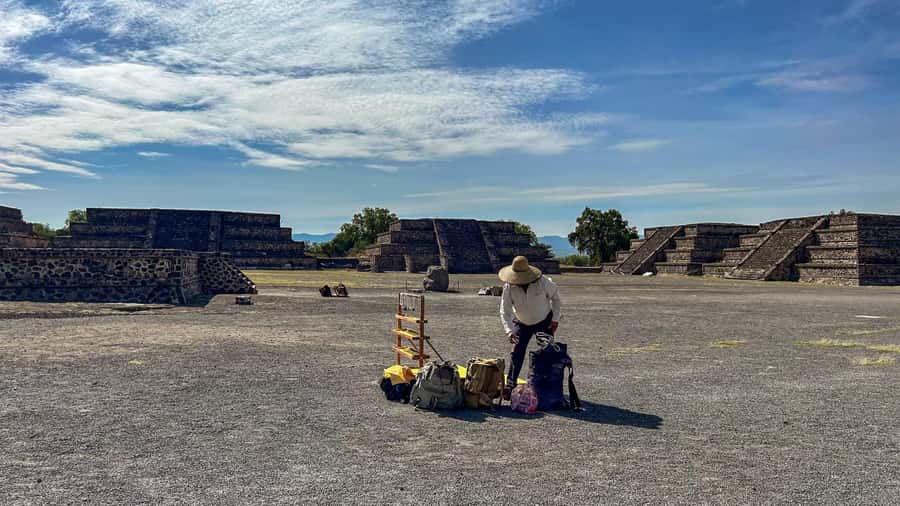 Mexico City: Teotihuacan Early Morning Access Half-Day Tour - Lunch and free time near Teotihuacan: pick the option that fits your day
