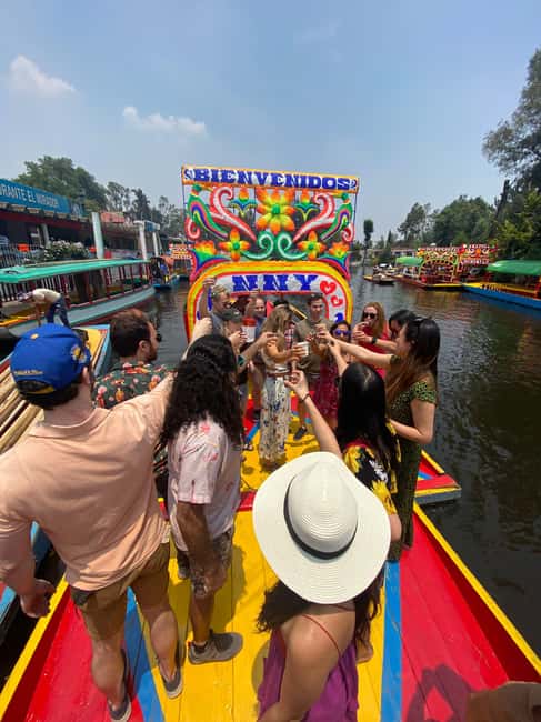 Mexico City: Xochimilco Boat with Guacamole & Premium Drinks - The guacamole challenge: why the cooking part matters