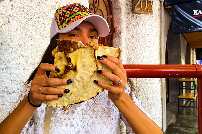 Mexico Off the Beaten Track: Street Food & Bikes — All Inclusive - Santa Maria la Ribera, the Alameda, and the Kiosco Morisco Food Moment