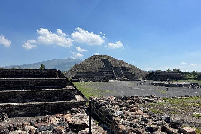 Morning Tour of the Teotihuacan Pyramids - Group size, pacing, and why it helps you actually see things