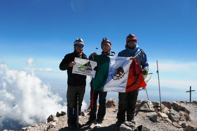 Mountaineering Iztaccihuatl (5220m) - Safety gear included: helmet, lamp, crampons, ice ax