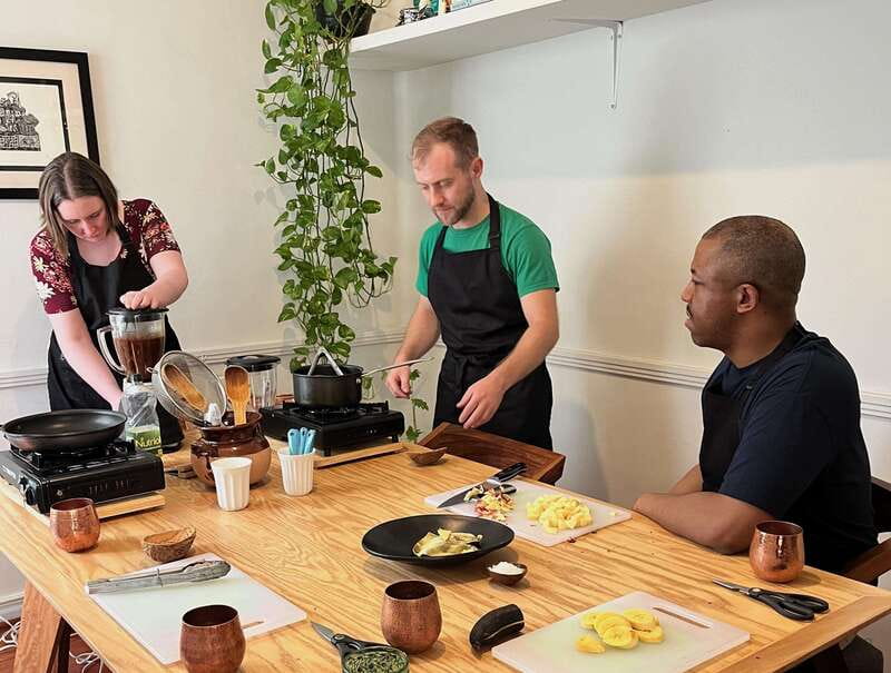 Muchos moles: Multi-variety mole cooking class and feast - Key points to know before you book