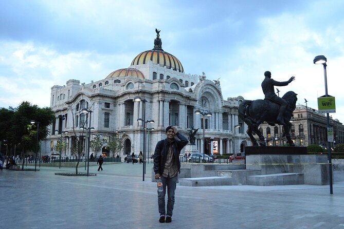 Must-see Buildings & Palaces of Mexico City - A smart 4 hour route through Mexico City’s art centers