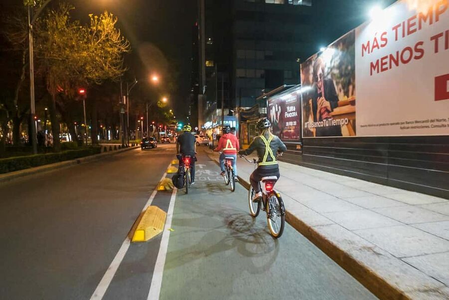 Night Street Food Bike Tour Mexico City - The mezcal and beer finish: end the night like locals do