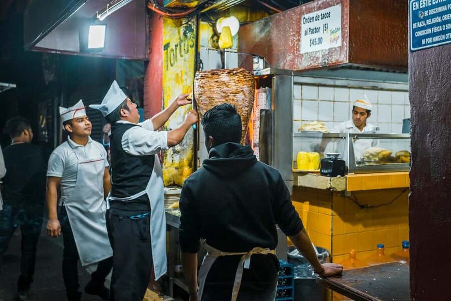 Night Street Food Bike Tour Mexico City - Meeting at Tortas Al Fuego, and why you’ll find the Trompo al Pastor