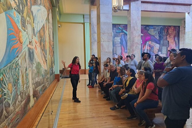 Palace of Fine Arts Mural Tour - The tour rhythm: 1 to 1.5 hours and a small-group approach